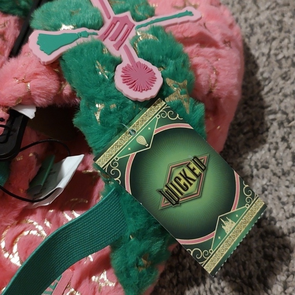 Wicked Plush Platform Women Slippers 9/10 - Picture 3 of 6